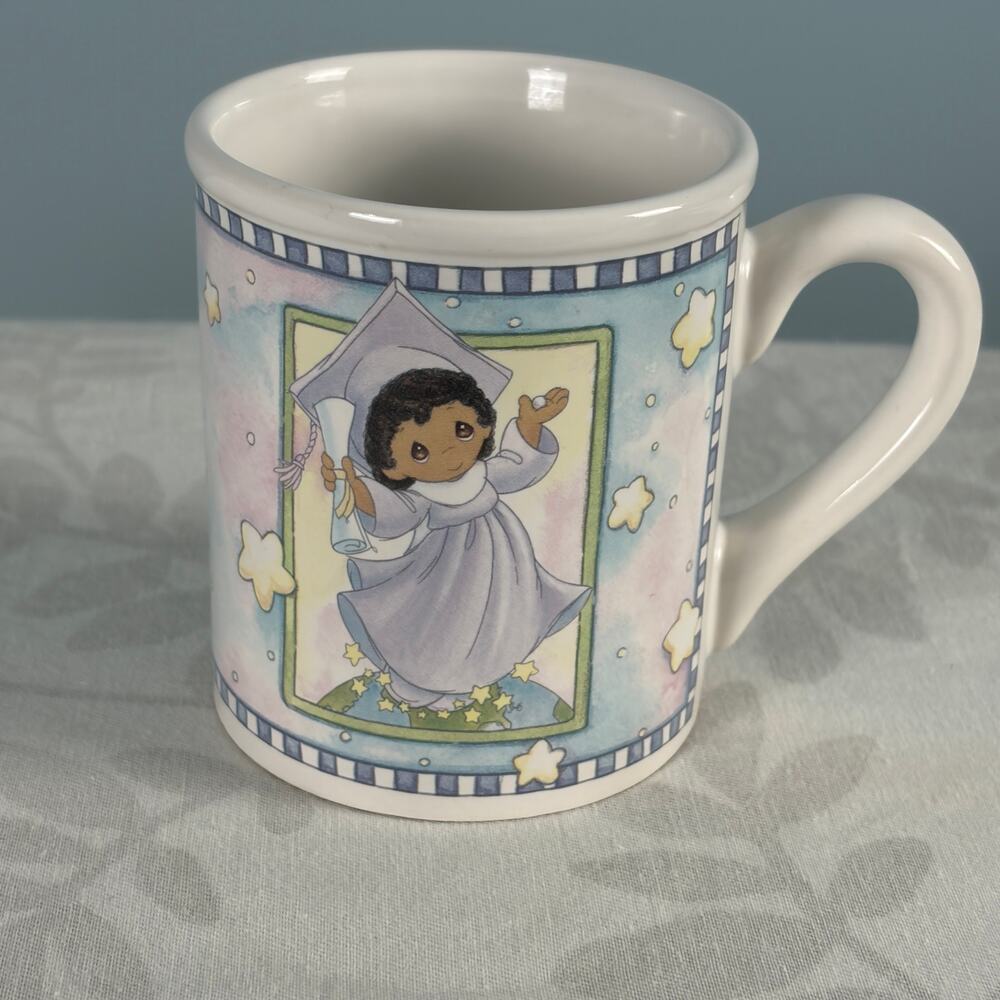 Enesco Graduate Precious Moments coffee mug vintage "World is Your Oyster"